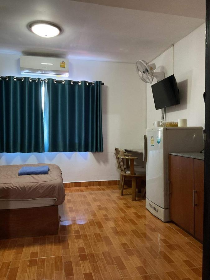Zappa Guesthouse Pattaya Buitenkant foto